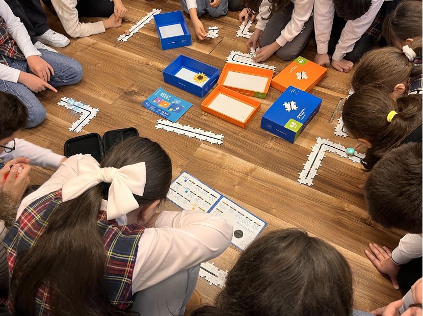Digital Education without Barriers with Scratch Tactile